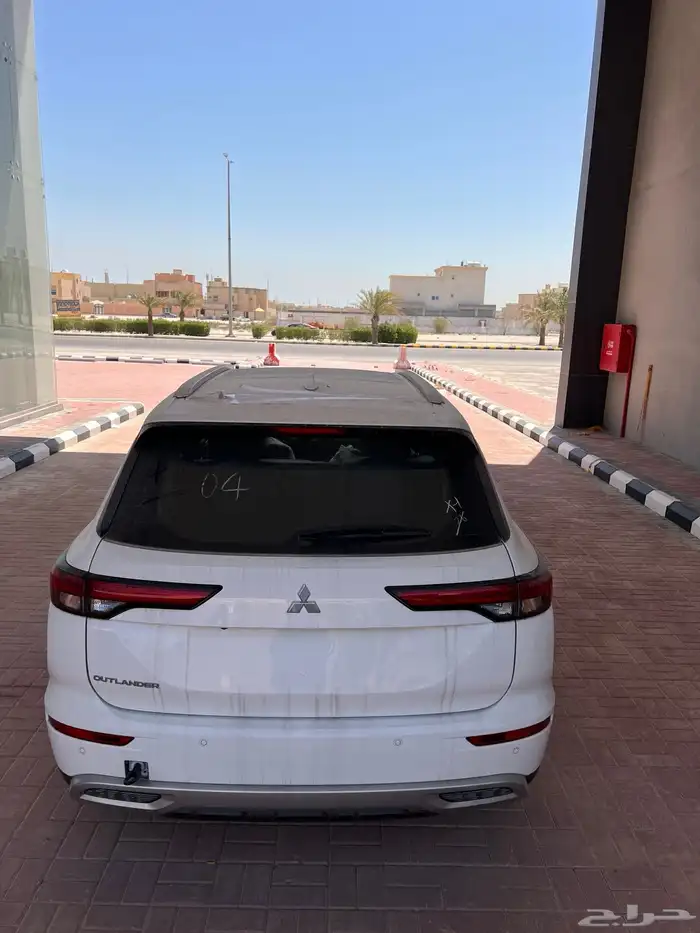 ميتسوبيشي اوتلاندر 2025 نص فل ب 112900 حصري عرض 13