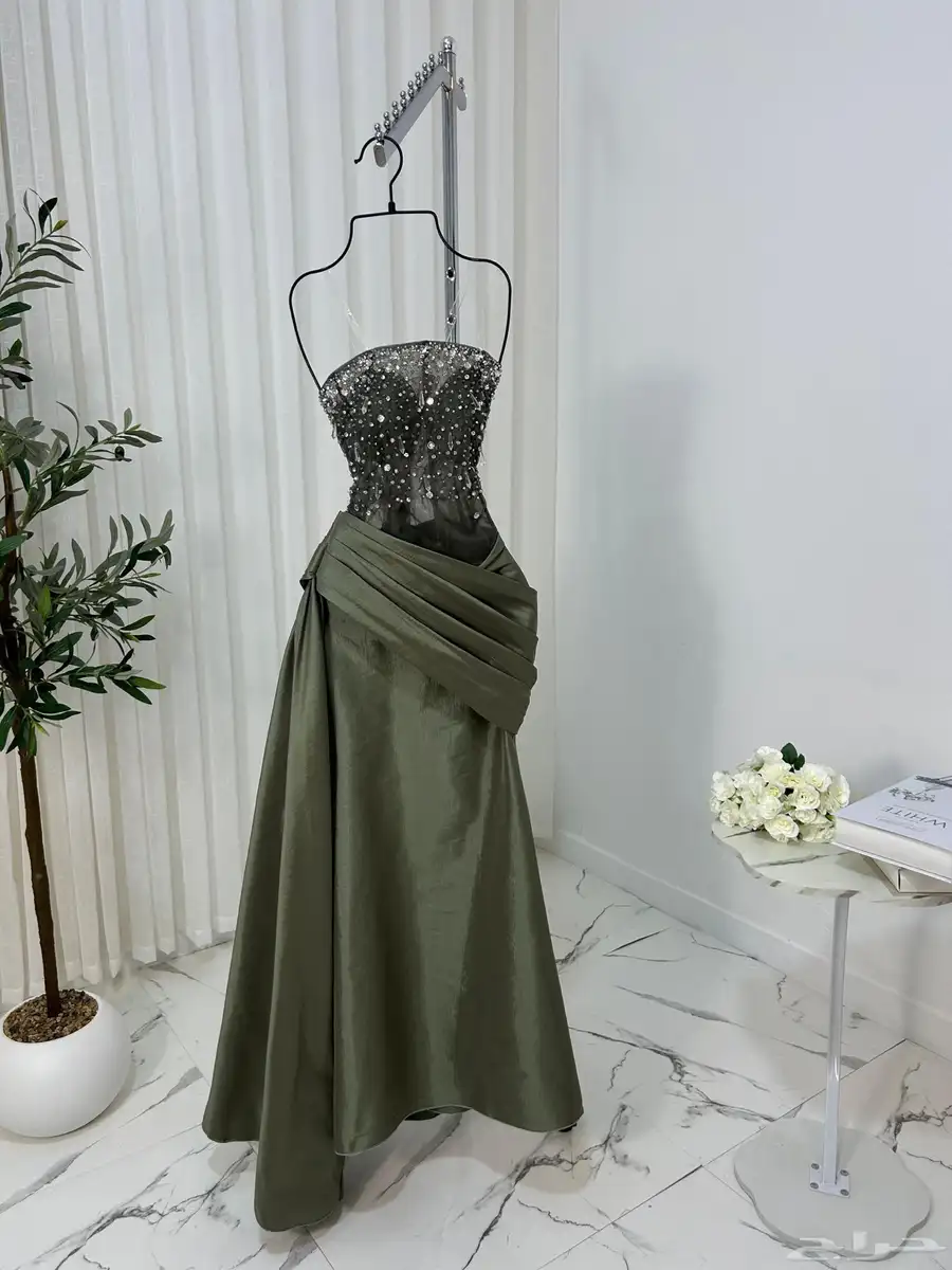 عرض جديد 2025 فساتين زفاف 70