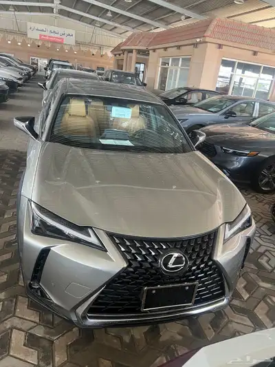 لكزس استندر UX200 بنزين خليجي 2023(جديد) اصفار 0