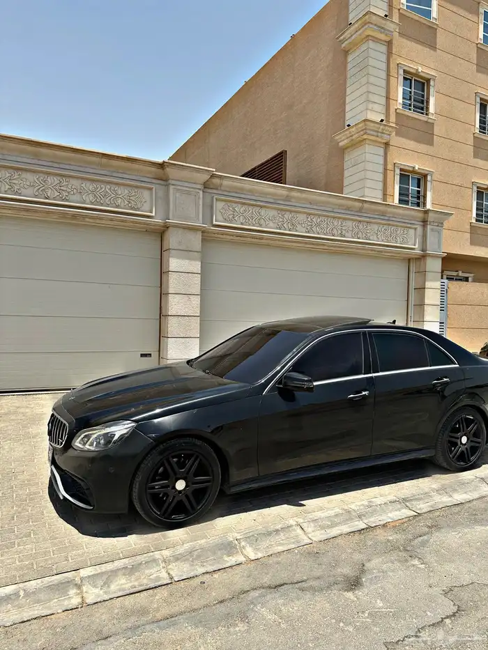 مرسيدس E Class AMG معدل e63 2015 بالكامل 3