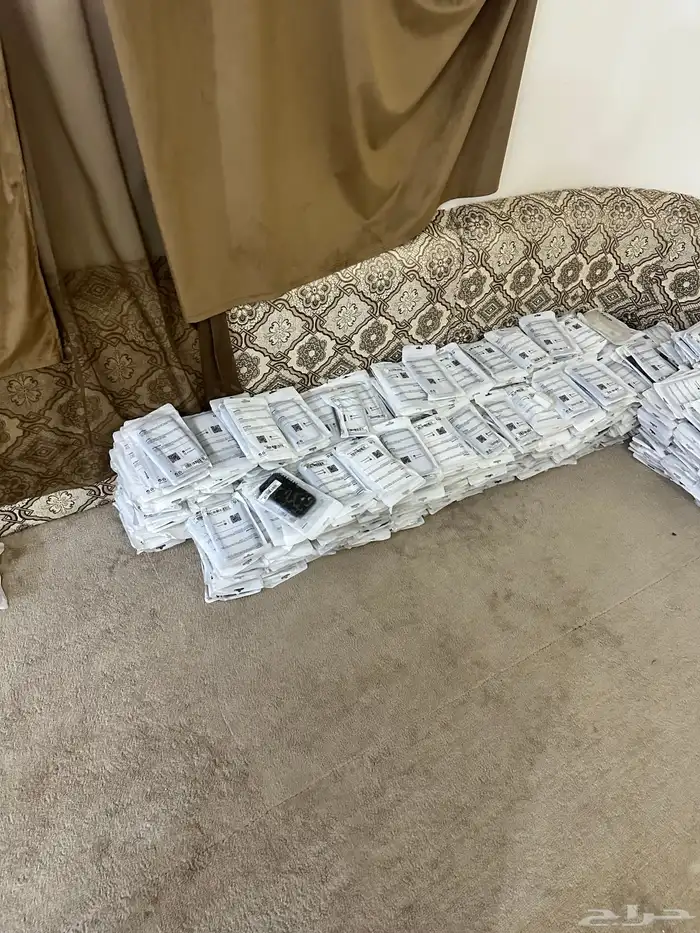 للبيع بضاعة محل جوالات كامله جمله 6