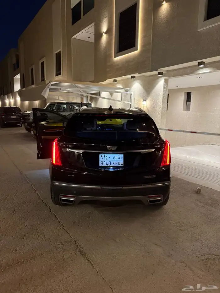 كاديلاك 8