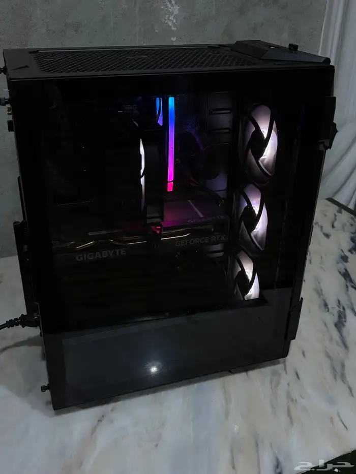 بي سي قيمنق شبه جديد مستعمل سنه 14