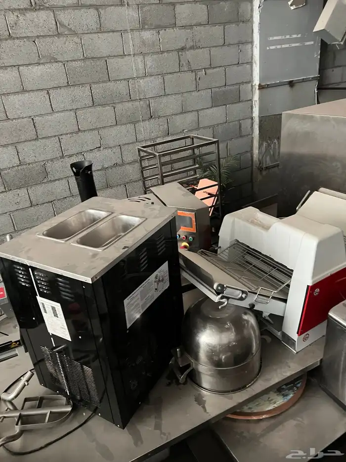 أغراض وادوات مطابخ ومطاعم للبيع 32