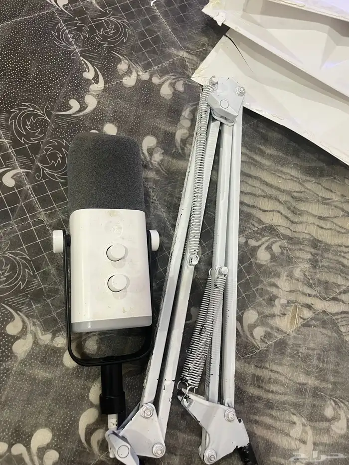 مايك مع ستانده  للبيع خارجي 0