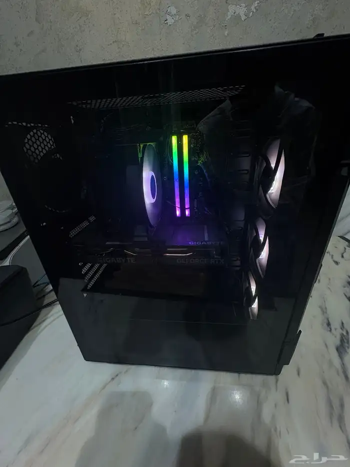 بي سي قيمنق شبه جديد مستعمل سنه 15