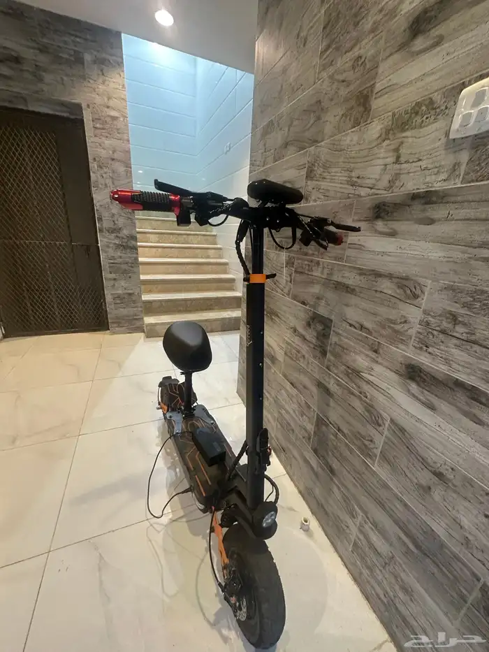 سكوتر العنكبوت اثنين دينمو 0