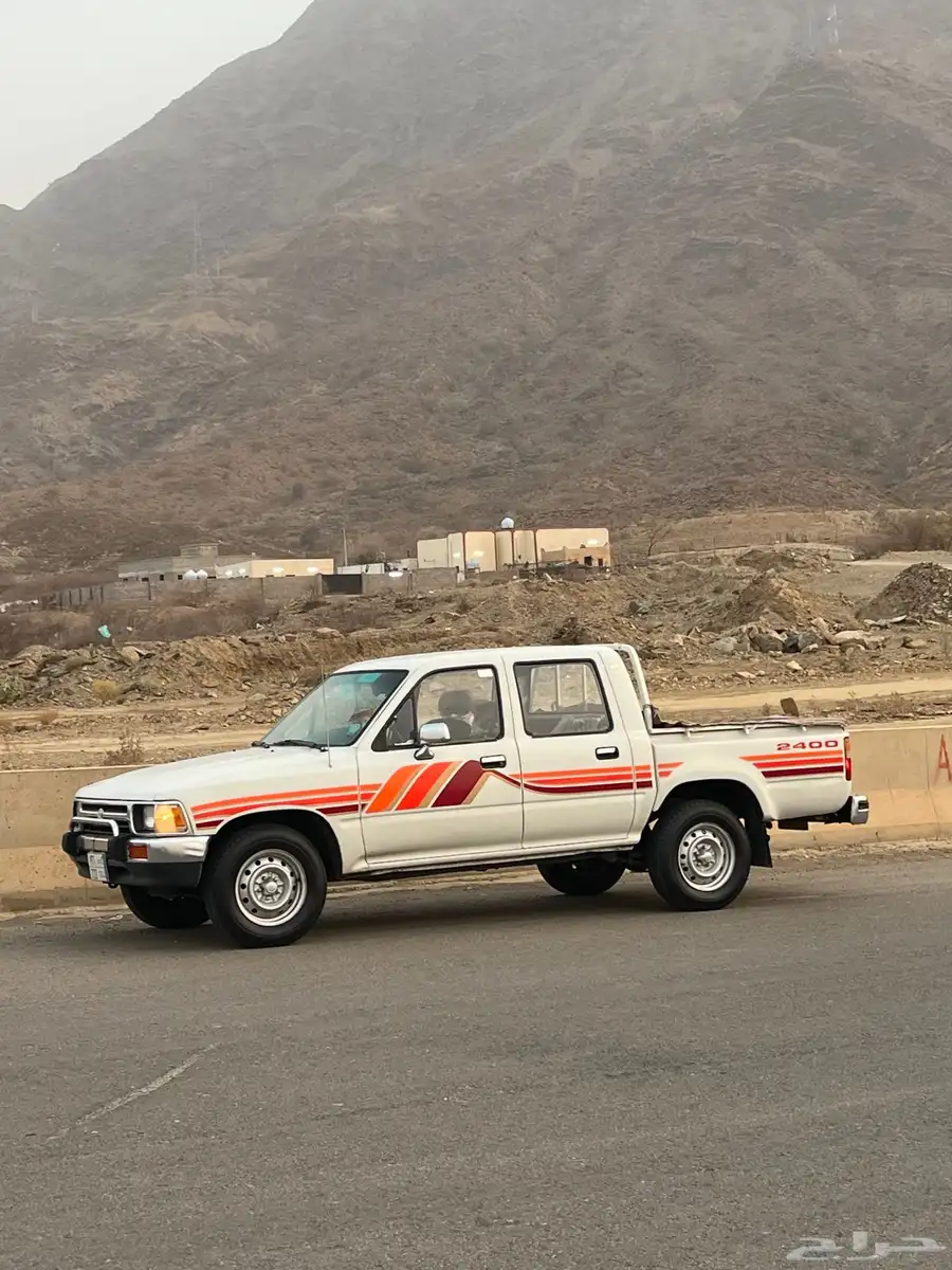 هيلكس مديل 93 0