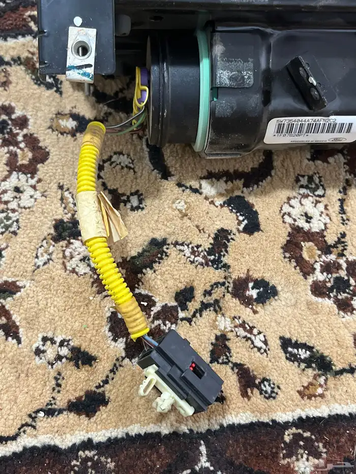 ايرباق فورد فكتوريا 2005 2