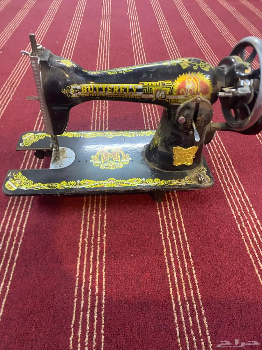 مكينة خياطة 0