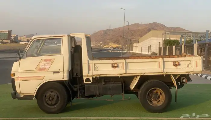 قلاب ديهاتسو مديل 83 نظيف 5
