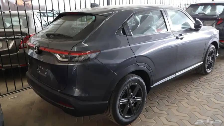 هوندا HRV 2024 LX 1