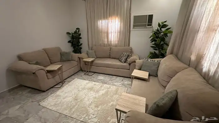 للبيع كنب مستعمل استعمال نظيف جدا ثلاث قطع من الكنب 7