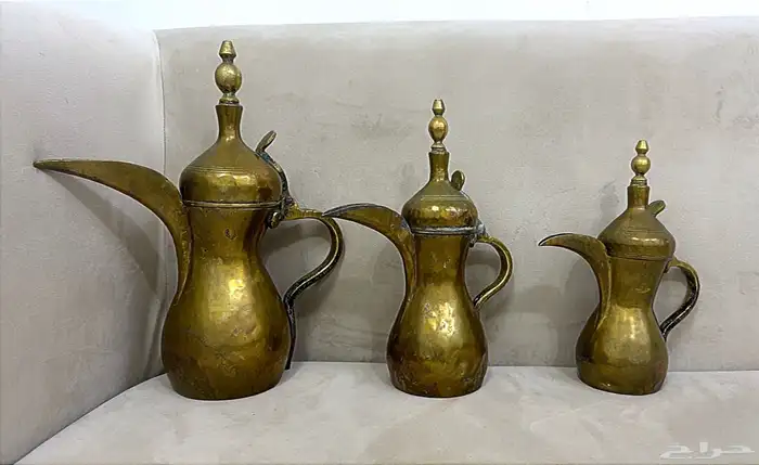 دلال رسلان قديمه نحاس احمر سليم الاشبه ختمين 7