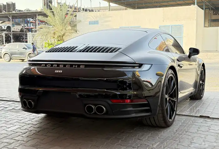 تم البيع) بورش كاريرا 911S4كموديل2024 في الامارات 8