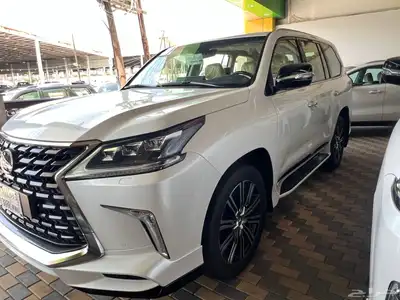 لكزس سبورت موديل 2021 ابيض داخل بيج عداد 6 الف 5