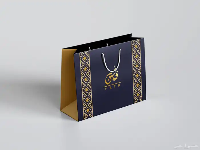 مصممة شعارات - هويات بصرية - بوستات واكثر 0
