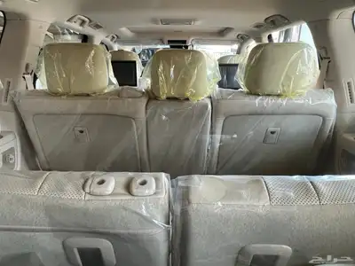 لكزس سبورت موديل 2021 ابيض داخل بيج عداد 6 الف 4