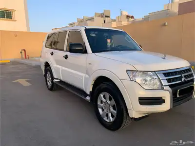 للبيع جيب باجيرو ديزل موديل 2016 نظيف جدا 0