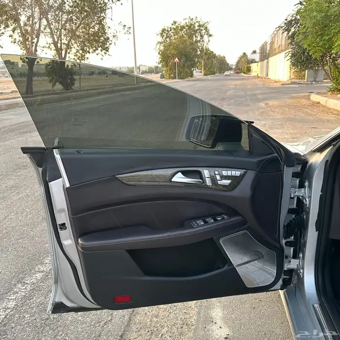 مرسيدس cls500 2013 16