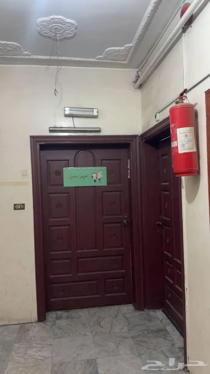 عمارة للبيع على شارع تجاري 9