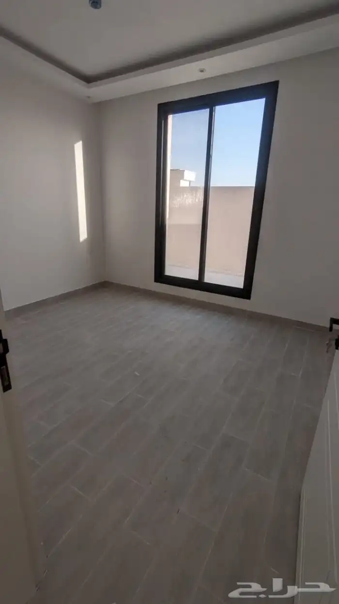 شقق عزاب للايجار ب حي البيان 1