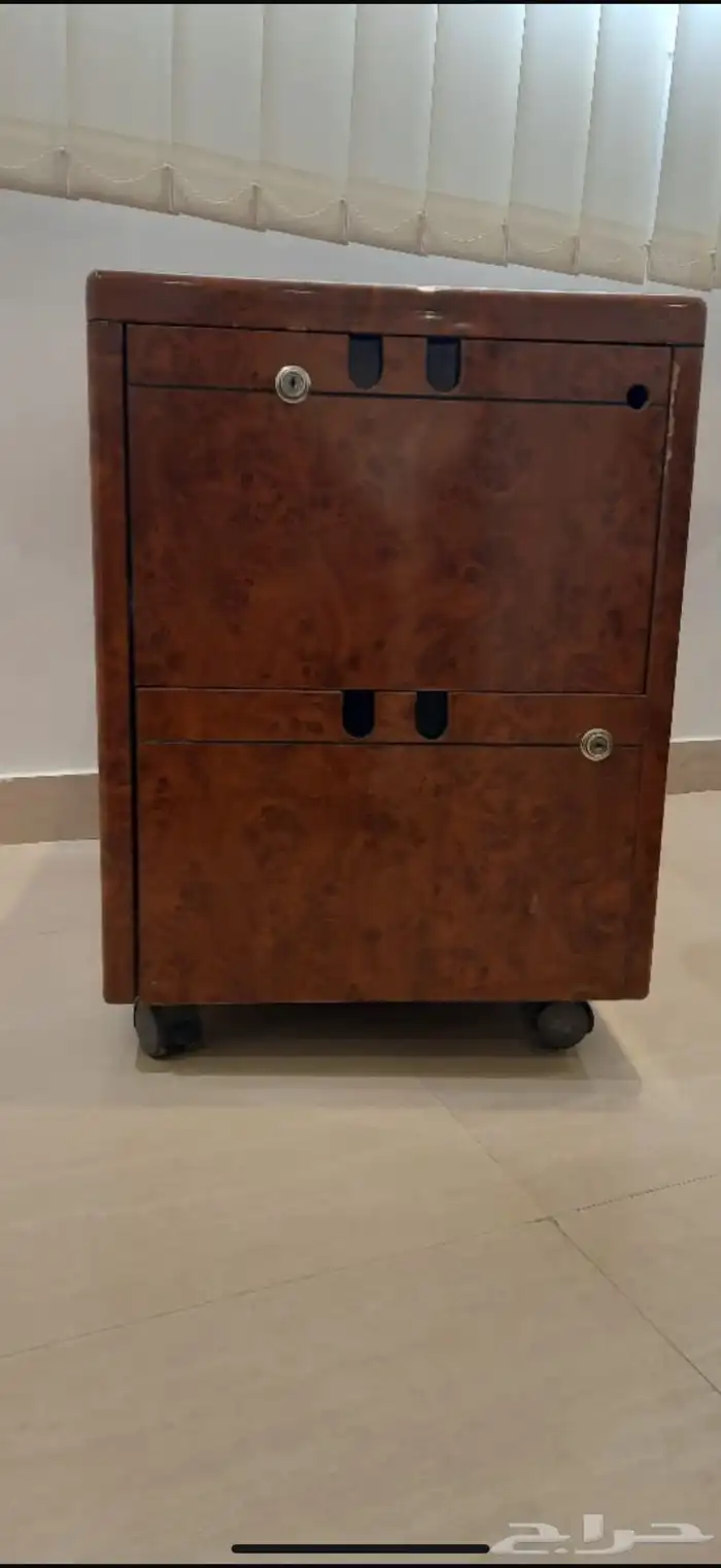 اثاث مكتبي للبيع 8