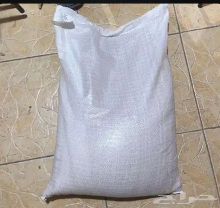 اكل طيور بادجي الكيلو ب 5 ريال 0