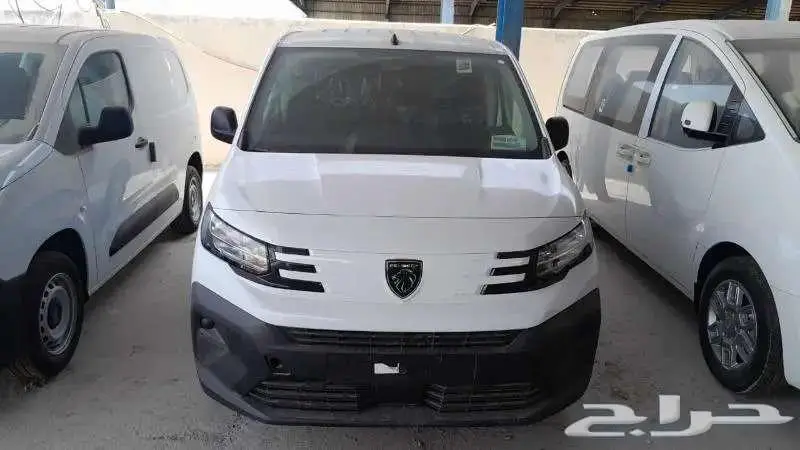 بارتنر 2025 وعروض على 2023 1