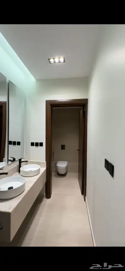 للبيع فيلا ديبلوكس بالقيم الطائف 9