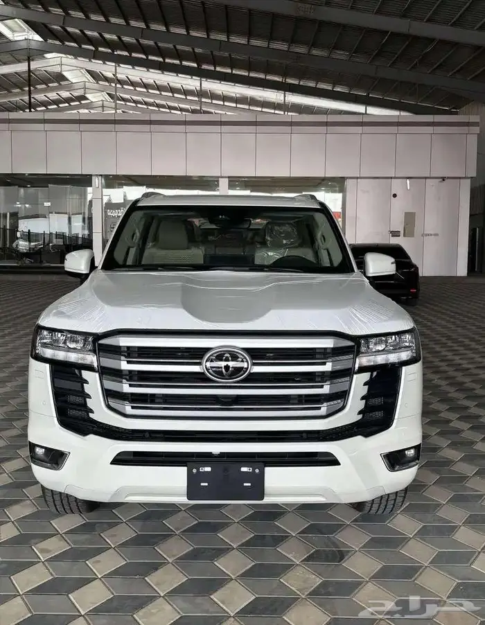 تويوتا لاندكروزر GXR3 ديزل 2025 - سعودي اصفار 7