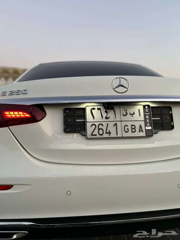 مرسيدس E250 2021 12