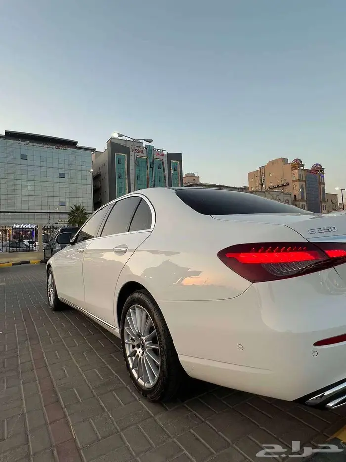 مرسيدس E250 2021 8