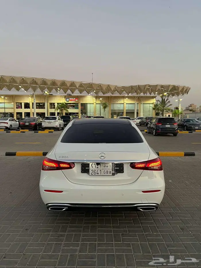 مرسيدس E250 2021 3
