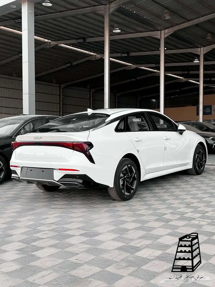 كيا K5 2025 استاندر مطور كاش وتقسيط لجميع البنوك باسعار خاصه 9