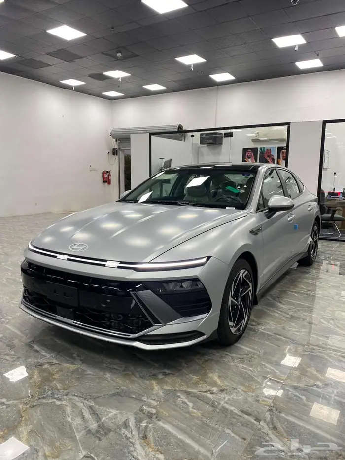 سوناتا سمارت 2025 فضي مطفي 4