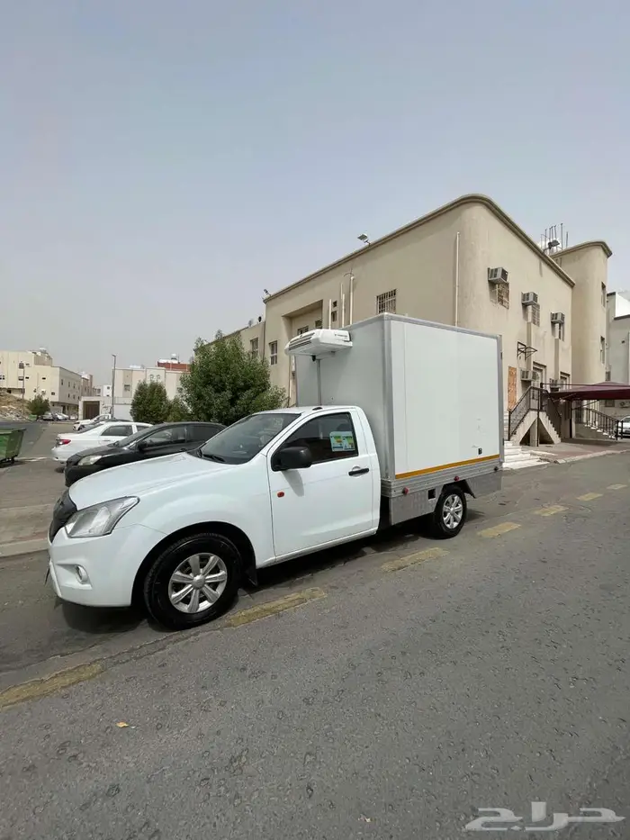 ايسوزو ديماكس 2022 تبريد للايجار 0