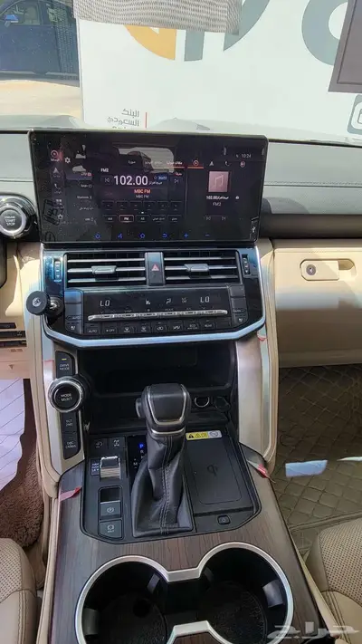 تويوتا لاندكروزر GXR 4 موديل - 2024 14