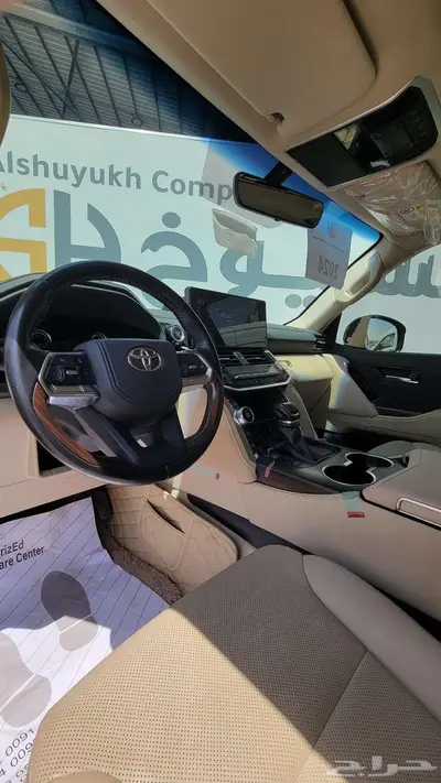 تويوتا لاندكروزر GXR 4 موديل - 2024 9
