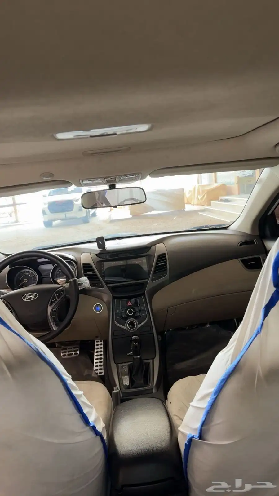 الانترا 10