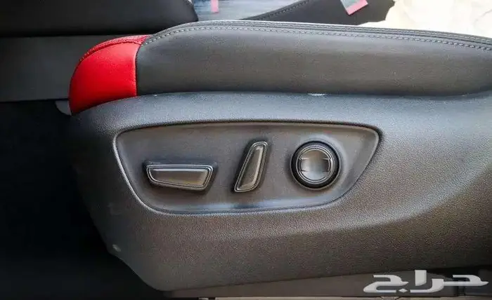 لاند كروزر VXR فل اسود 2025 2