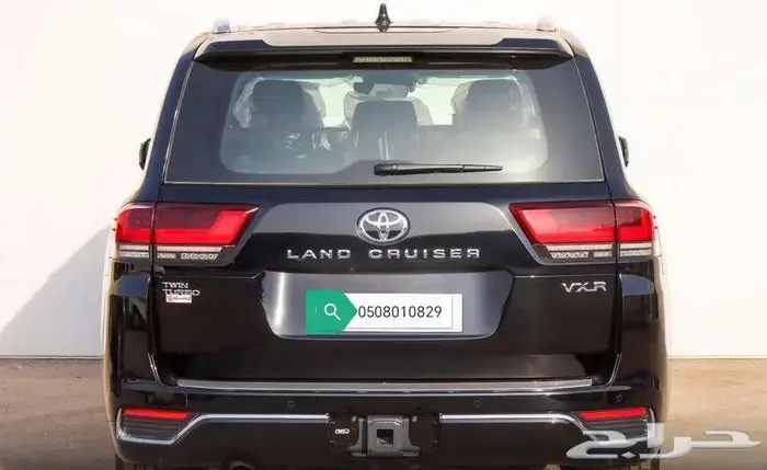 لاند كروزر VXR فل اسود 2025 1