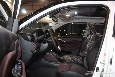 اوربان كروز1.5 GLX بنزين اتوماتيك 2025 13