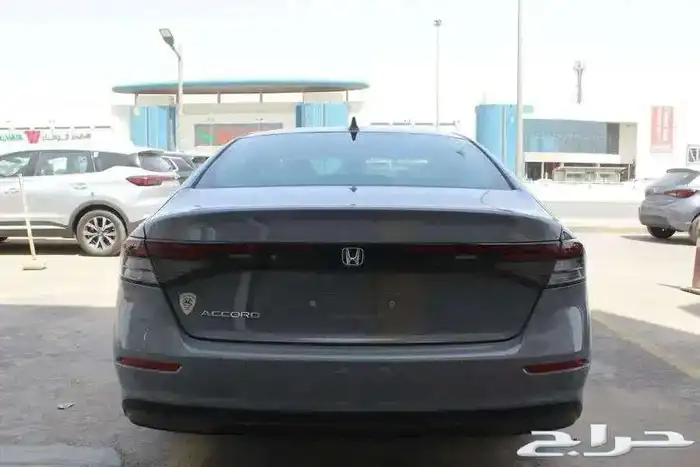 هوندا اكورد LX استندر بنزين 2025 سعودي 2