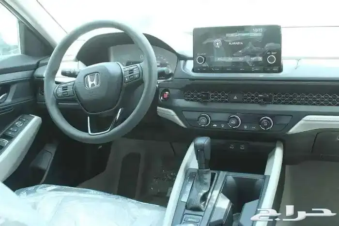 هوندا اكورد LX استندر بنزين 2025 سعودي 3