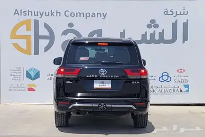تويوتا لاندكروزر GXR 4 موديل - 2024 3