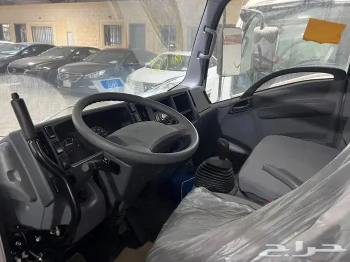 ايسوزو قلاب 3 طن جديد 2025 13