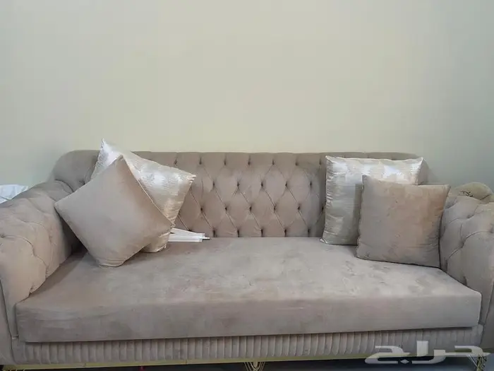 طقم كنب مجلس نساء نظيف جدا 1