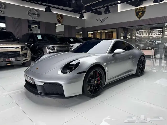 Porsche 911 Carrera GTS - 2025 -6.400KM ( تم البيع ) 0