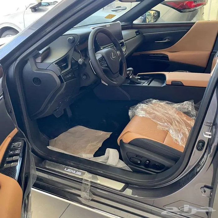 لكزس اي اس 350 CC الموديل 2025 7